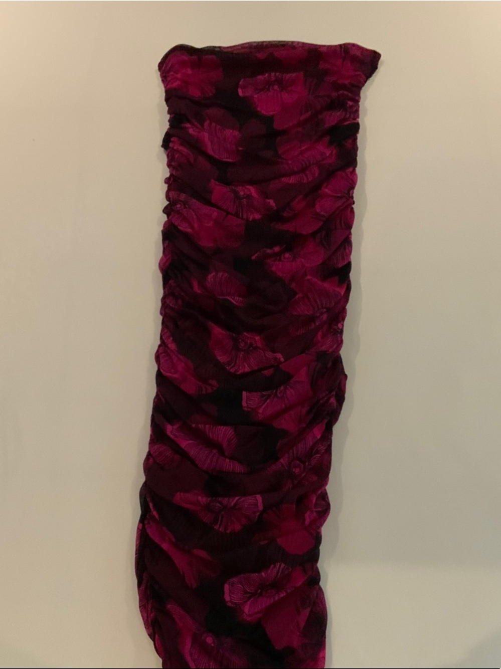 Ruched Floral Tube Scarf - Magenta & Black